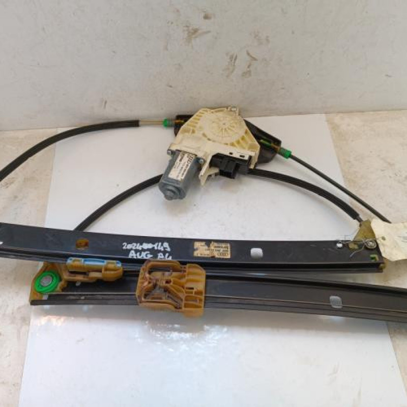 Leve vitre electrique avant gauche AUDI A4 3