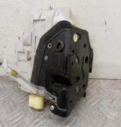 Serrure arriere droit VOLKSWAGEN PASSAT 5 Photo n°1