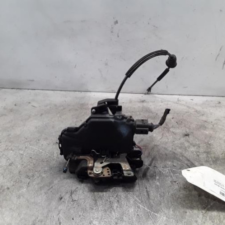 Serrure arriere droit VOLKSWAGEN GOLF 4 Photo n°1