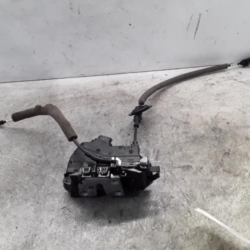 Serrure arriere droit RENAULT CLIO 5
