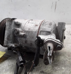 Compresseur clim RENAULT CLIO 4 Photo n°3