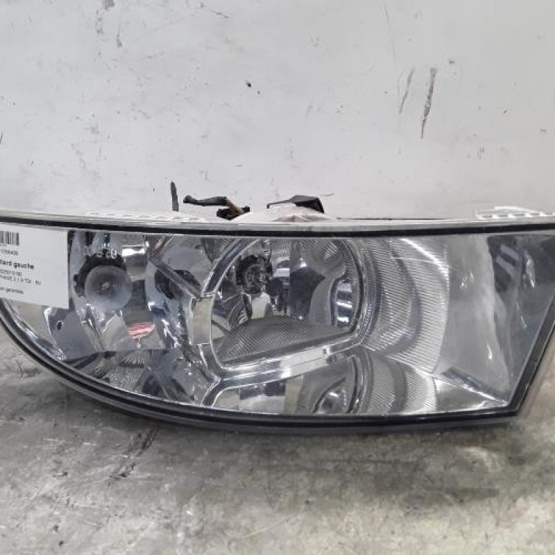 Anti brouillard gauche (feux) SKODA OCTAVIA 2 Anti brouillard gauche (feux) SKODA OCTAVIA 2