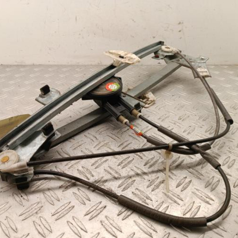 Leve vitre mecanique avant droit PEUGEOT PARTNER 1