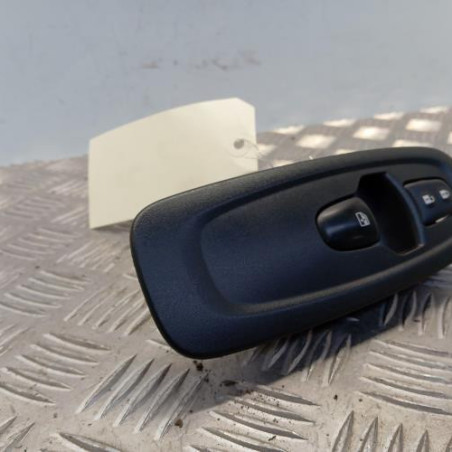 Interrupteur de leve vitre avant droit RENAULT KADJAR
