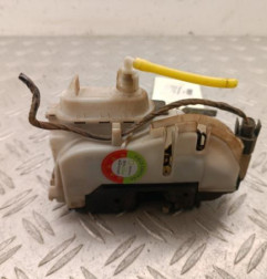 Serrure avant droit VOLKSWAGEN POLO 3