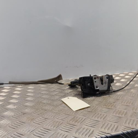 Serrure arriere droit RENAULT CLIO 4