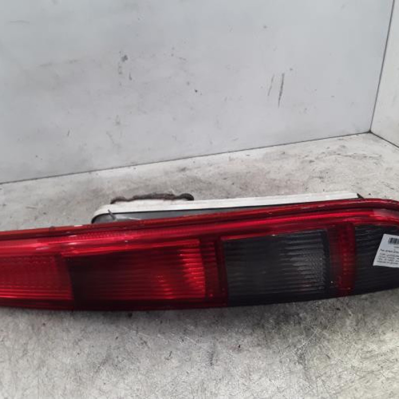 Feu arriere principal droit (feux) FORD FOCUS 2 Feu arriere principal droit (feux) FORD FOCUS 2