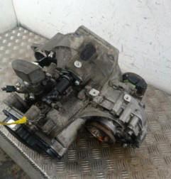 Boite de vitesses VOLKSWAGEN NEW BEETLE 1 Photo n°3
