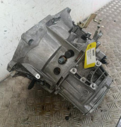 Boite de vitesses OPEL CORSA F Photo n°4