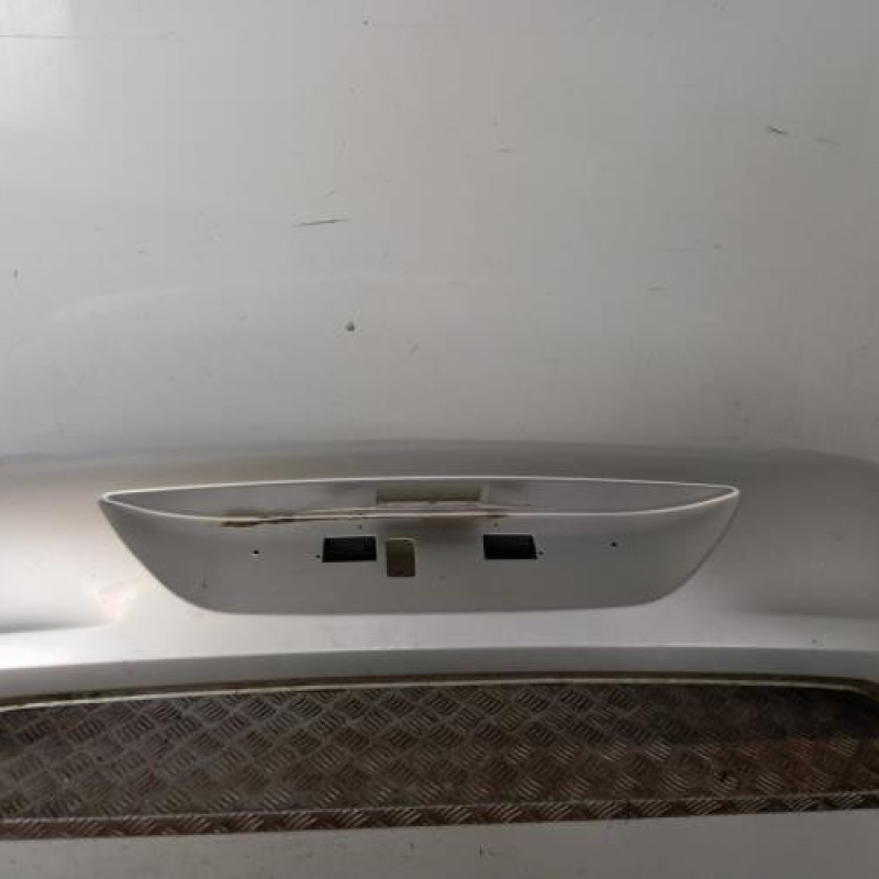 Pare choc arriere RENAULT CLIO 2 CAMPUS Pare choc arriere RENAULT CLIO 2 CAMPUS