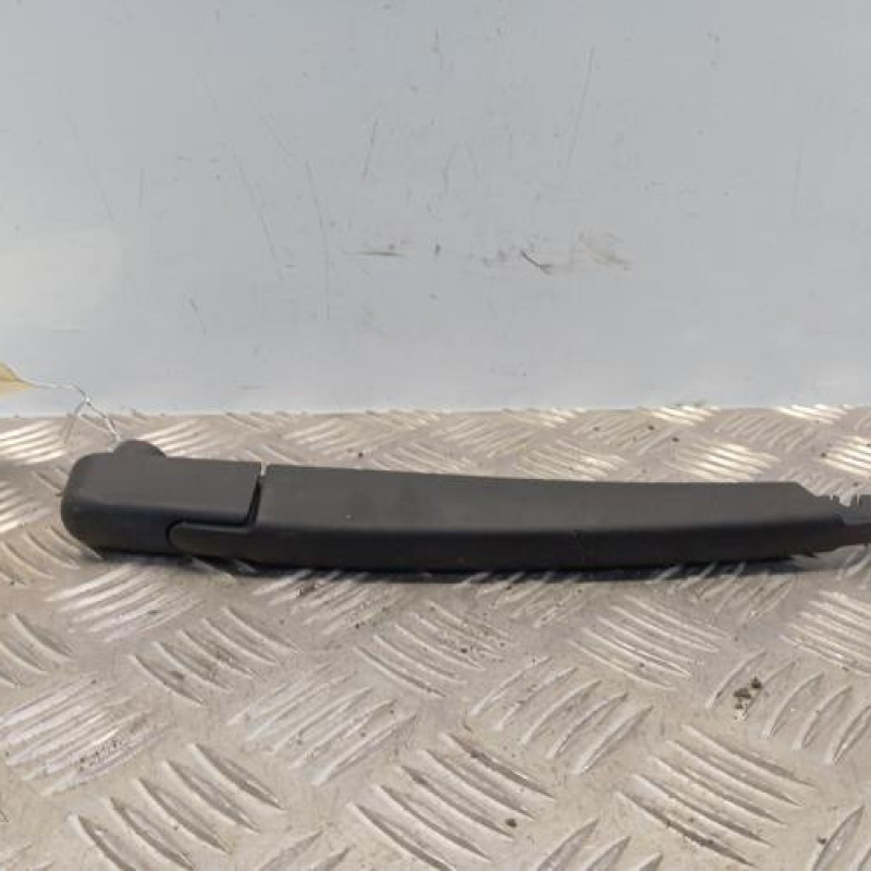 Bras essuie glace arriere CITROEN C3 3 Bras essuie glace arriere CITROEN C3 3