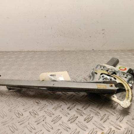 Leve vitre electrique avant droit TOYOTA COROLLA 10 Photo n°1