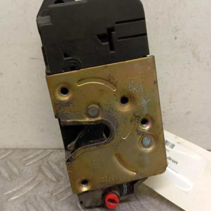 Serrure arriere droit PEUGEOT 206 Serrure arriere droit PEUGEOT 206