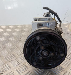 Compresseur clim RENAULT CLIO 4 Photo n°1