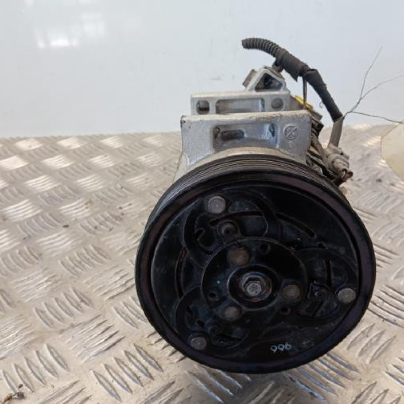 Compresseur clim RENAULT CLIO 4 Compresseur clim RENAULT CLIO 4