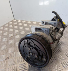 Compresseur clim RENAULT CLIO 4