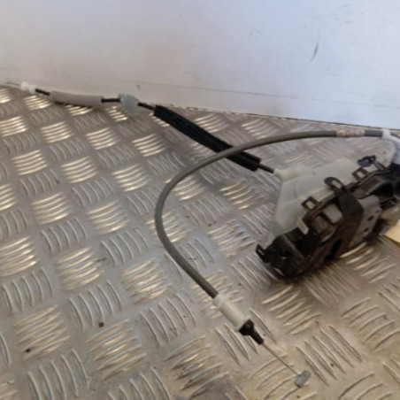 Serrure avant droit PEUGEOT 3008 2