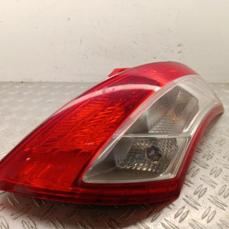 Feu arriere principal droit (feux) SUZUKI SWIFT 4