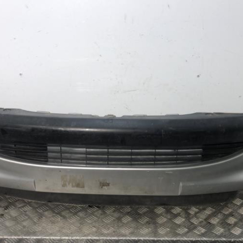 Pare choc avant PEUGEOT 206 Pare choc avant PEUGEOT 206