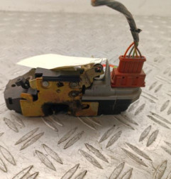 Serrure arriere droit PEUGEOT 206