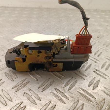 Serrure arriere droit PEUGEOT 206