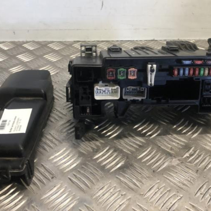 Boitier servitude moteur (BSM) PEUGEOT 107
