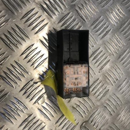 Interrupteur de leve vitre avant gauche NISSAN MICRA 3