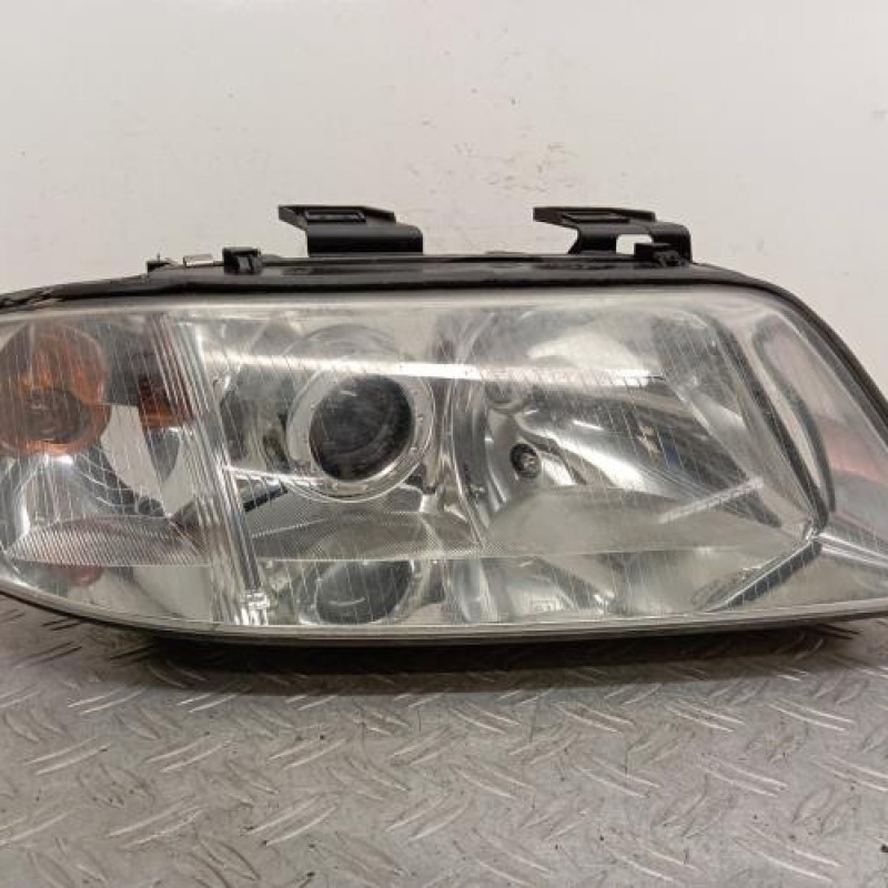 Optique avant principal droit (feux)(phare) AUDI A6 2