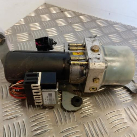 Pompe hydraulique VOLKSWAGEN NEW BEETLE 1