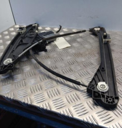 Leve vitre electrique avant droit PEUGEOT 3008 2