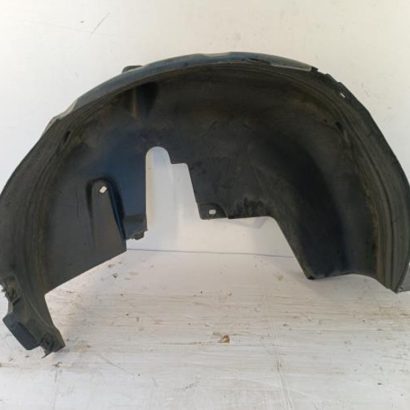 Pare boue arriere gauche PEUGEOT 2008 1