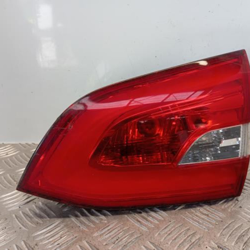 Feu arriere secondaire droit (feux) PEUGEOT 308 2 SW Feu arriere secondaire droit (feux) PEUGEOT 308 2 SW