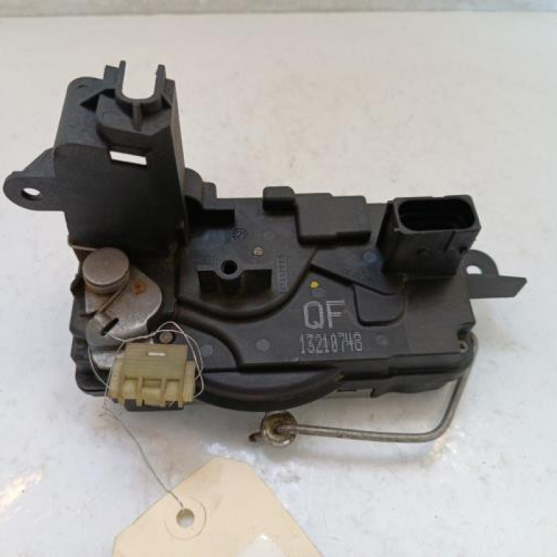 Serrure avant gauche OPEL ZAFIRA B