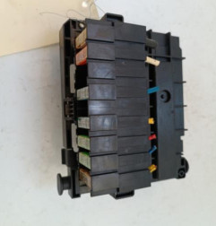 Boitier servitude moteur (BSM) CITROEN C2 Photo n°3
