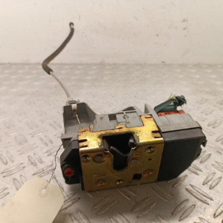 Serrure arriere droit PEUGEOT 307
