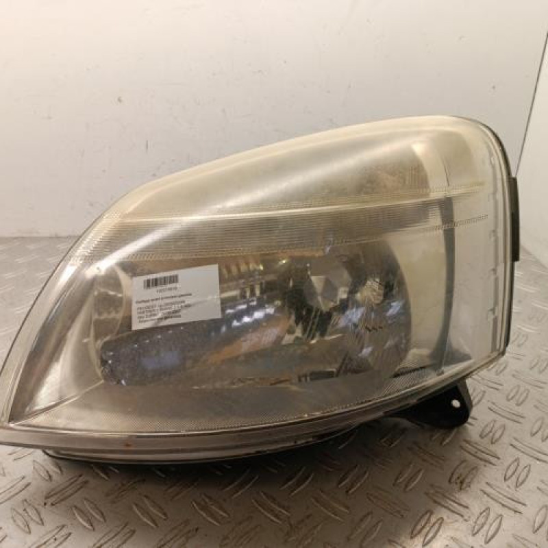 Optique avant principal gauche (feux)(phare) PEUGEOT PARTNER 1