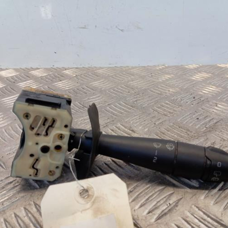 Commodo d'essuie glaces RENAULT CLIO 2 Commodo d'essuie glaces RENAULT CLIO 2