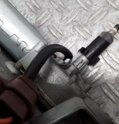 Moteur essuie glace arriere PEUGEOT 206 Photo n°4