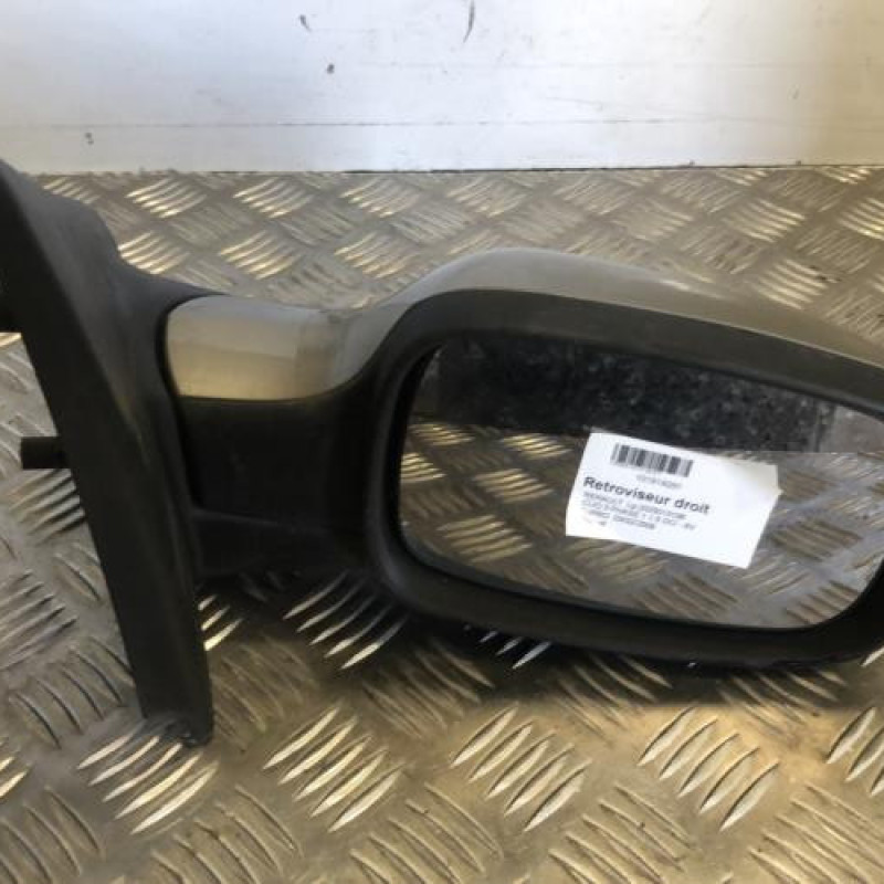 Retroviseur droit RENAULT CLIO 3