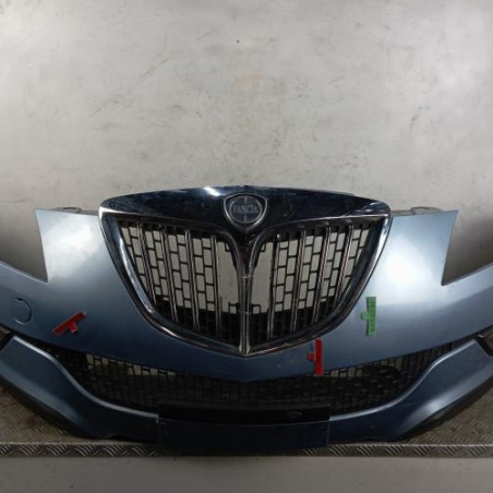 Pare choc avant LANCIA DELTA 3 Photo n°1