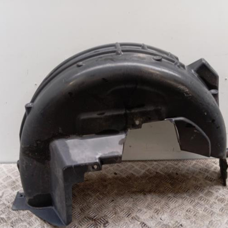 Pare boue arriere gauche PEUGEOT 3008 2