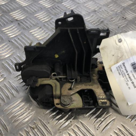 Serrure avant droit SEAT AROSA Photo n°1