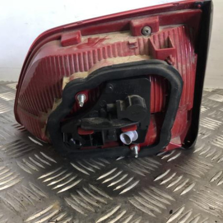 Feu arriere secondaire gauche (feux) VOLKSWAGEN TOURAN 2