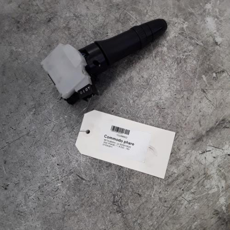 Commodo phare MITSUBISHI ASX Commodo phare MITSUBISHI ASX