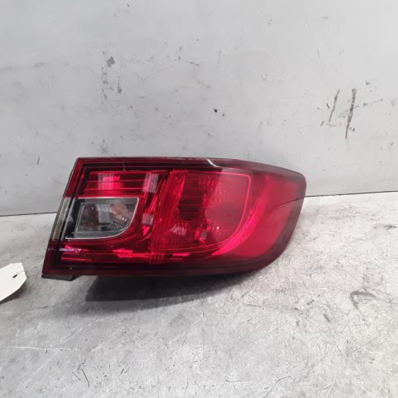 Feu arriere principal droit (feux) RENAULT CLIO 4 Feu arriere principal droit (feux) RENAULT CLIO 4