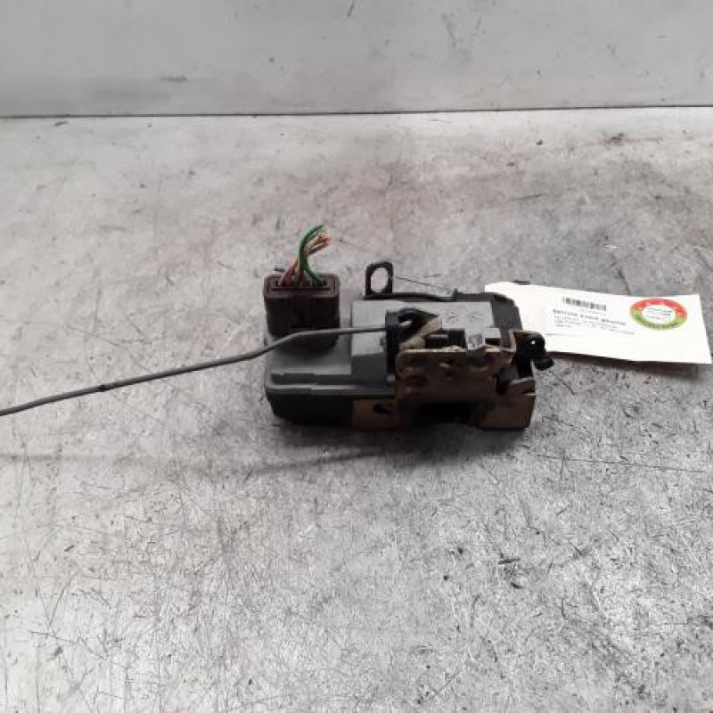 Serrure avant gauche PEUGEOT 206