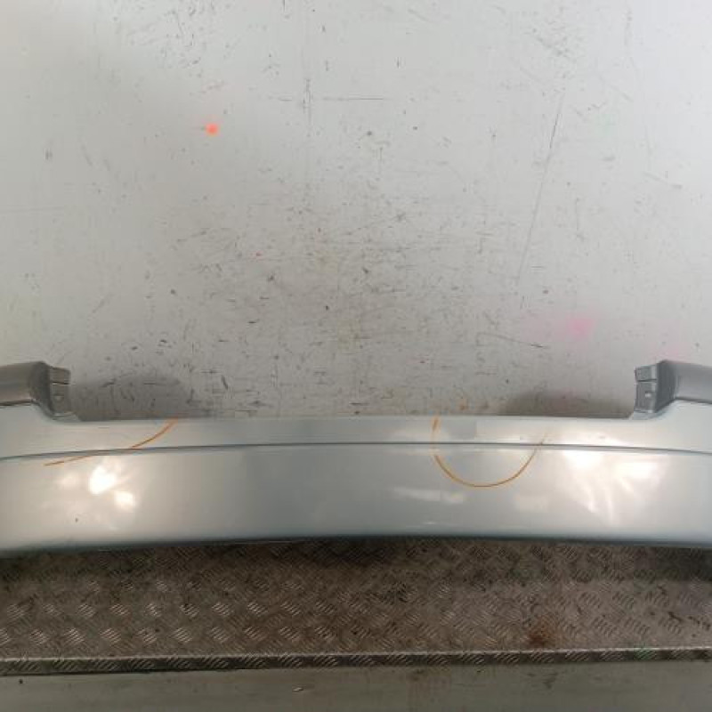 Pare choc arriere RENAULT SCENIC 1 Pare choc arriere RENAULT SCENIC 1
