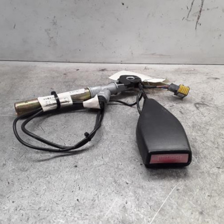 Attache ceinture avant gauche RENAULT TWINGO 1