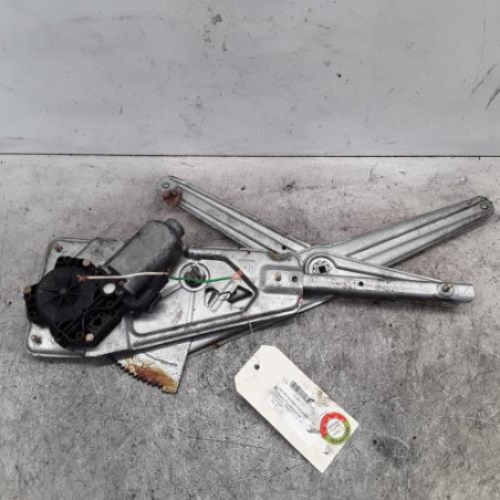 Leve vitre electrique avant gauche RENAULT TWINGO 1 Photo n°1
