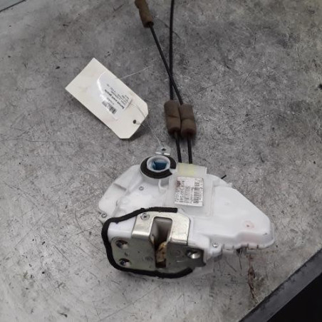 Serrure avant gauche HONDA CIVIC 8